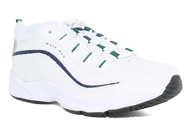 easy spirit white tennis shoes