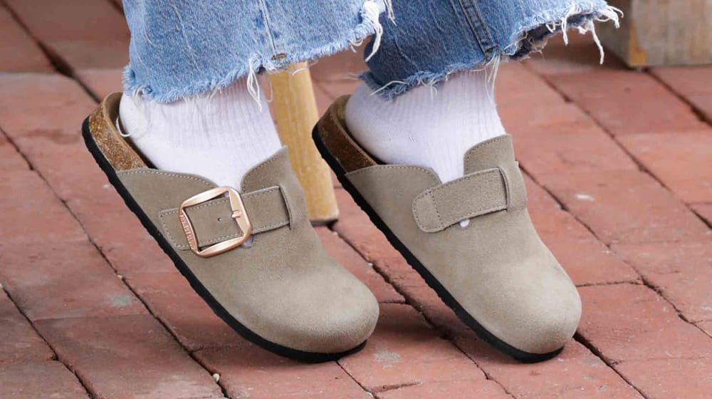 Women's Project Cloud Henrie Clog in tan suede.